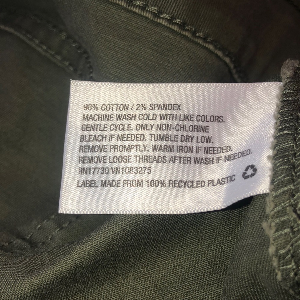 NWT Universal Threads Women’s Utility Mini Skirt - Picture 6 of 6